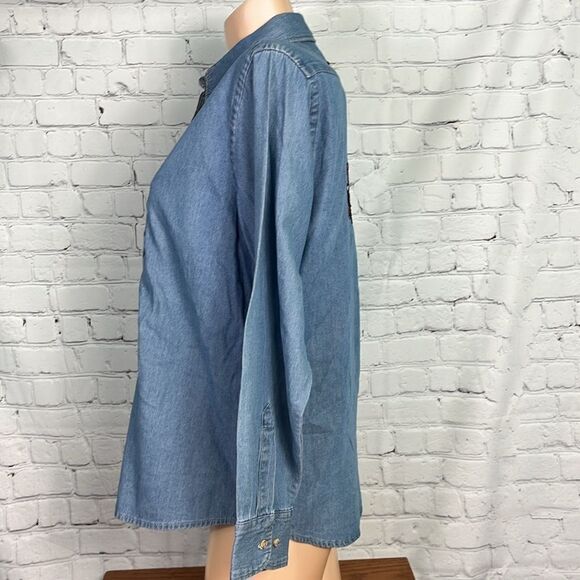 Totem Pole NW Indian Art Embroidered Denim Chambray Top Large Unique - Picture 3 of 6